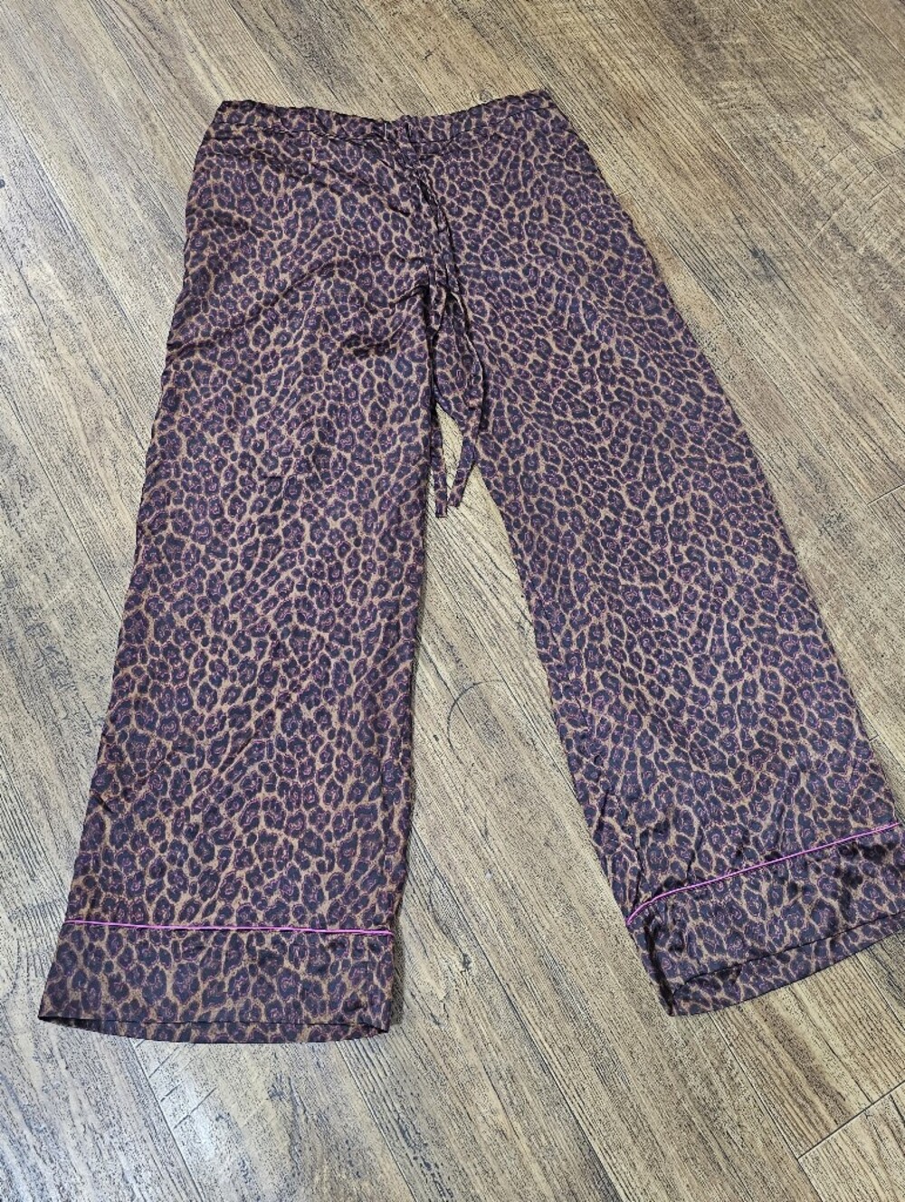 Savage X Fenty Leopard Print‎ Pants with Pink Accents Sz 2X Goth